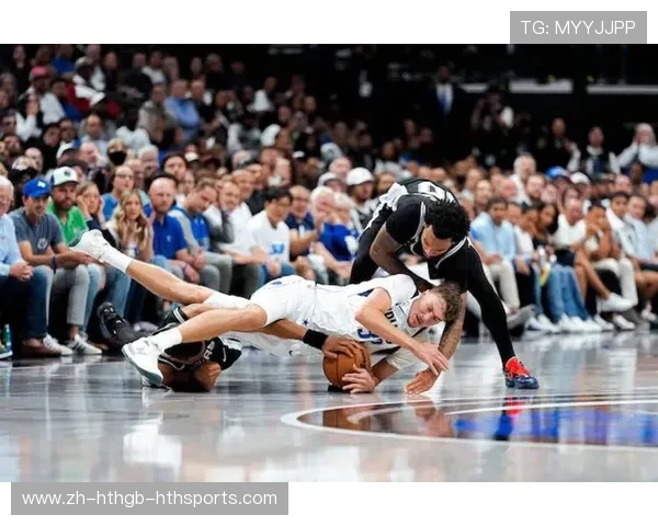 牛叉NBA最新赛季精彩表现:观看和回顾NBA赛季中的精彩瞬间与比赛 牛叉NBA最新赛季精彩表现:观看和回顾NBA赛季中的精彩瞬间与比赛